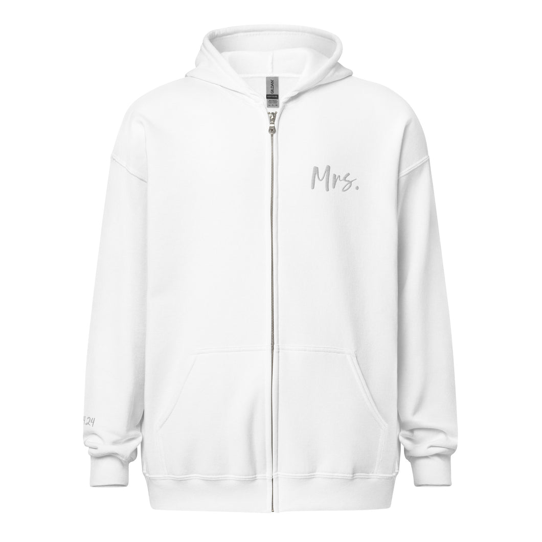 Mrs. Zip Up